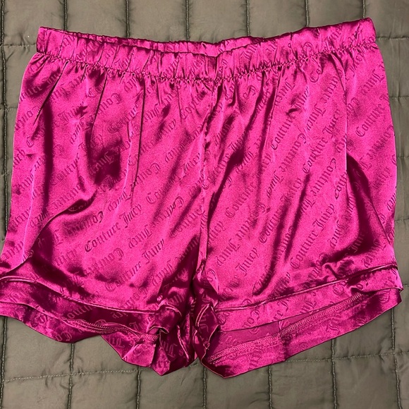 NWT Juicy Couture Sleep set Short sleeve button up wMatching shorts silky-feel - Picture 2 of 6
